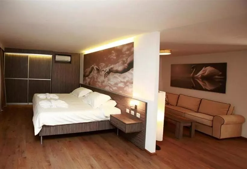スイート, Eurohotel Katrin Suites