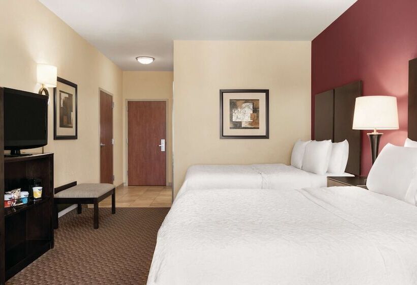 غرفة قياسية, Hampton Inn & Suites Enid