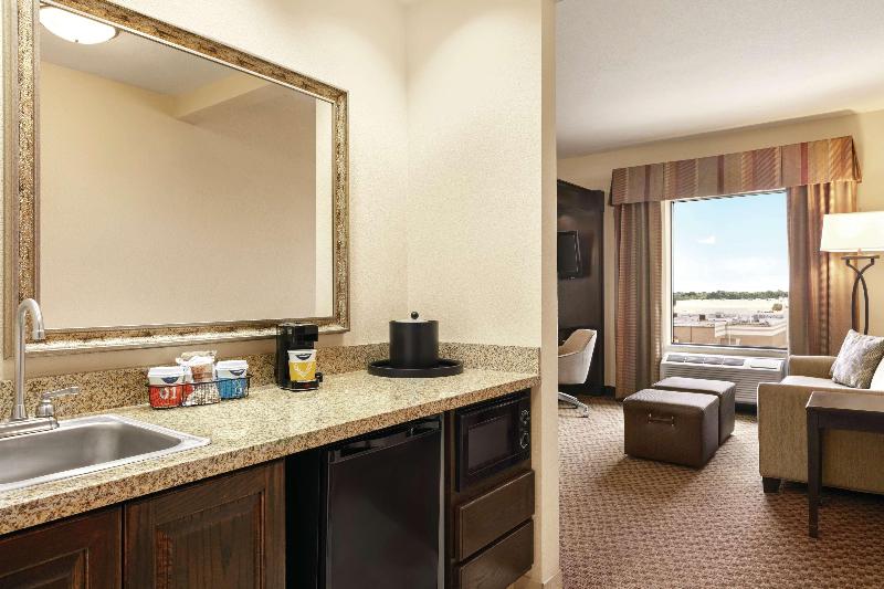 استودیو استاندارد با تخت کینگ, Hampton Inn & Suites Enid