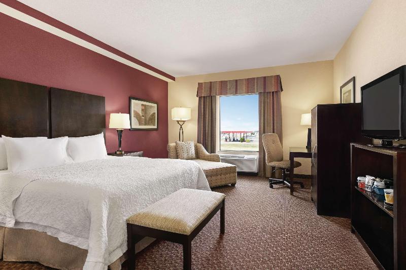 استودیو استاندارد با تخت کینگ, Hampton Inn & Suites Enid
