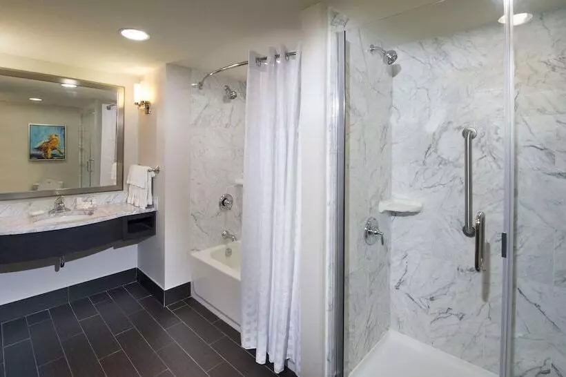 ２ベッドスイートルーム, Hilton Garden Inn Charleston Waterfront/downtown