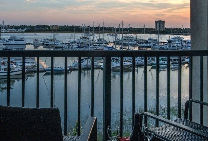 전망 스탠다드 룸 더블 침대, Hilton Garden Inn Charleston Waterfront/downtown