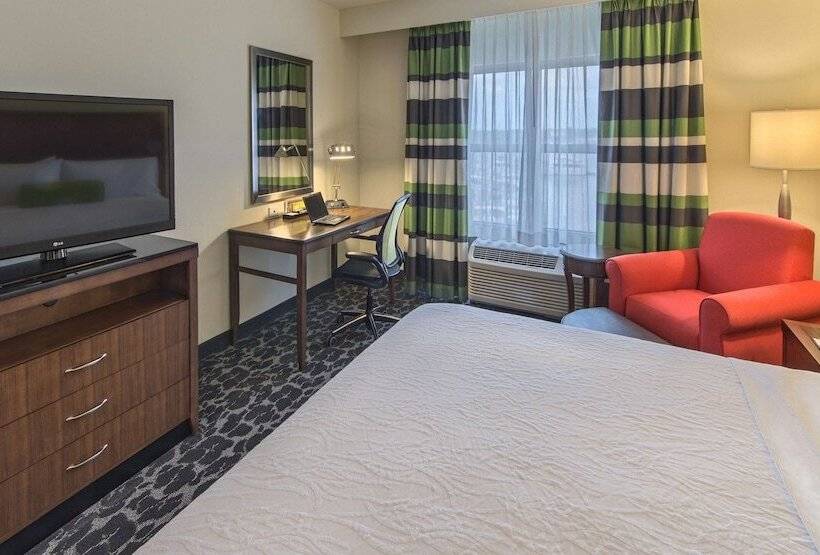 景色の見えるダブルベッドスタンダードルーム, Hilton Garden Inn Charleston Waterfront/downtown