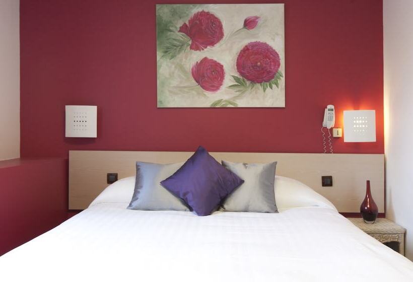 Номер Стандарт, Logis Hôtel Duquesne