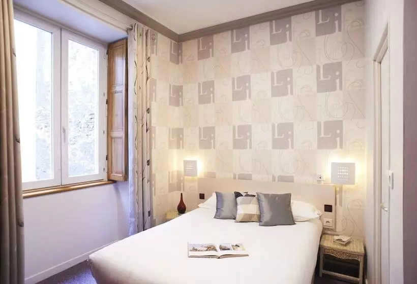 スタンダードトリプルルーム, Logis Hôtel Duquesne