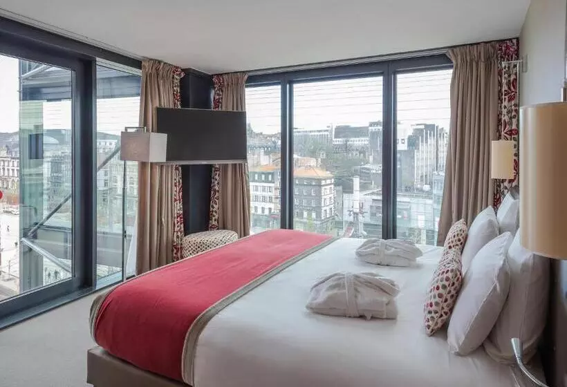 چشم‌اندازهای پهناور سوئیت جونیور, Mercure Clermont Ferrand Centre Jaude