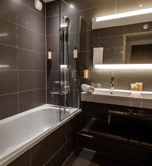 چشم‌اندازهای پهناور سوئیت جونیور, Mercure Clermont Ferrand Centre Jaude