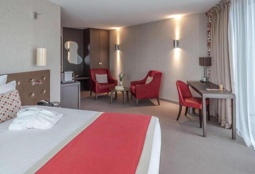 چشماندازهای پهناور سوئیت جونیور, Mercure Clermont Ferrand Centre Jaude
