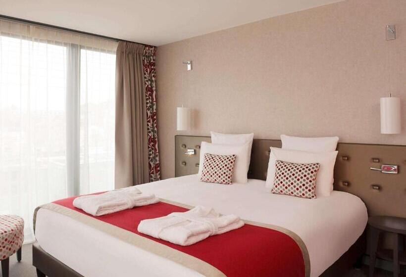 چشماندازهای پهناور سوئیت جونیور, Mercure Clermont Ferrand Centre Jaude