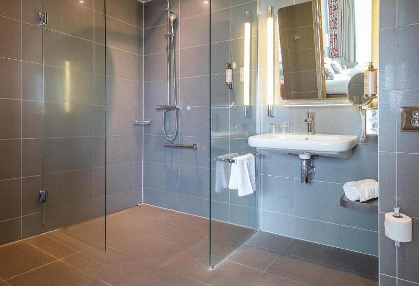 سوییت جونیور, Mercure Clermont Ferrand Centre Jaude