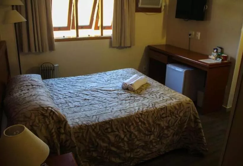 ダブルベッドスタンダードルーム, Nacional Inn Campos Do Jordao