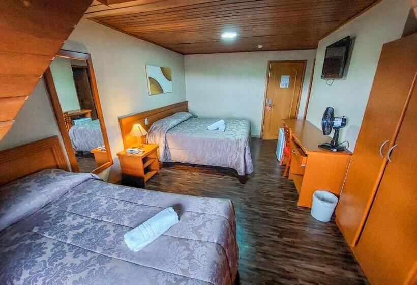 수피리어 트리플 룸, Nacional Inn Campos Do Jordao