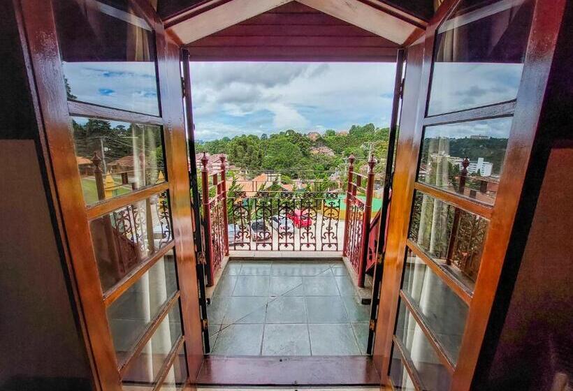 디럭스 트리플 룸, Nacional Inn Campos Do Jordao