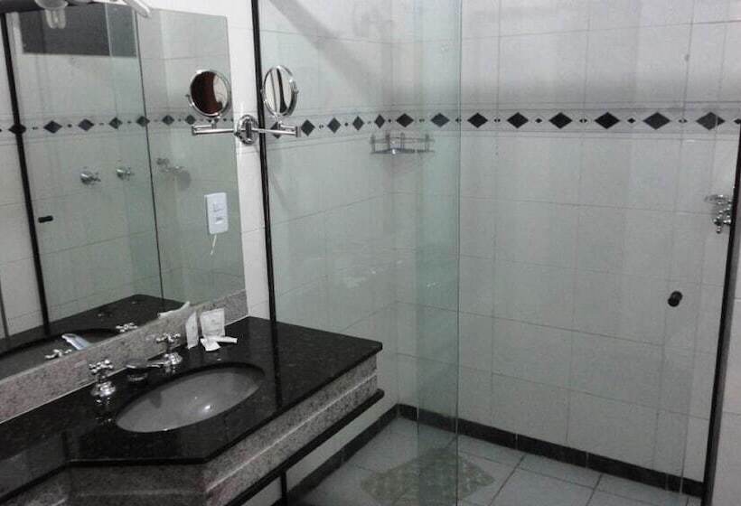 디럭스 트리플 룸, Nacional Inn Campos Do Jordao