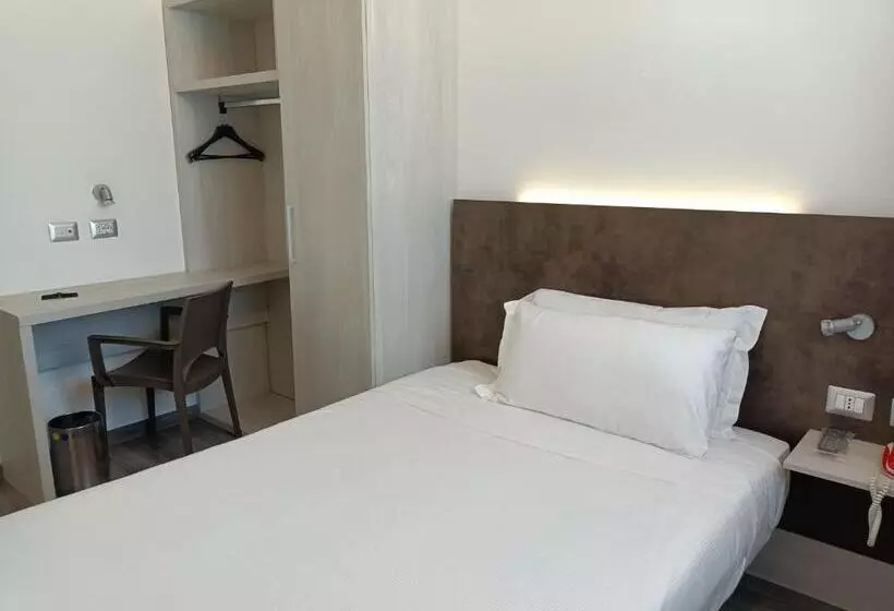 ベーシックルーム, Phi Hotel Milano