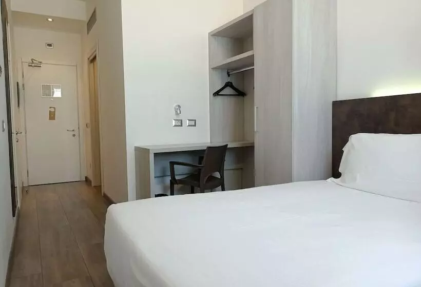 ベーシックルーム, Phi Hotel Milano
