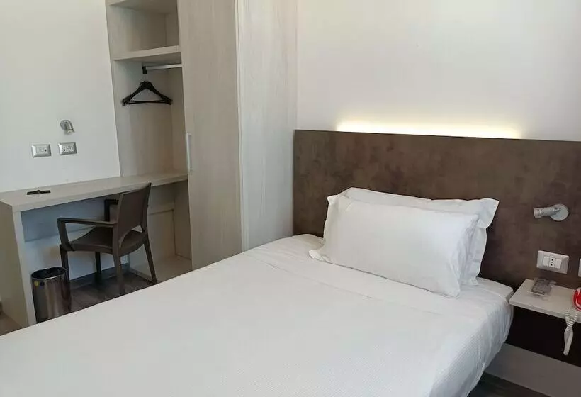 ベーシックルーム, Phi Hotel Milano
