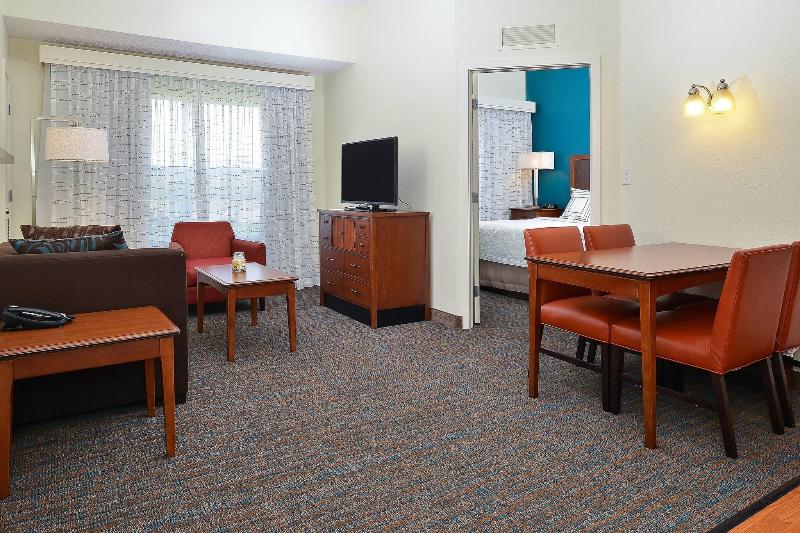 带大床的标准工作室, Residence Inn By Marriott Loveland Fort Collins