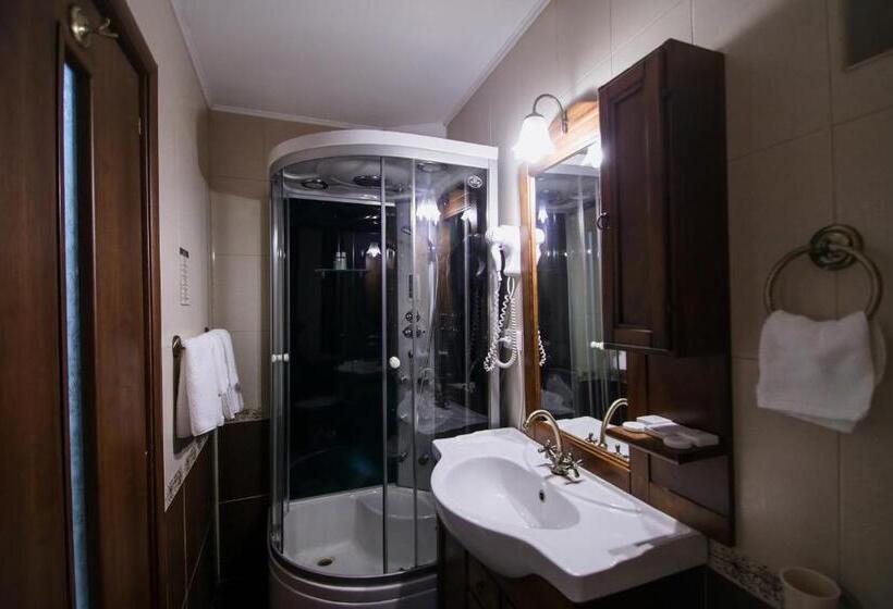 スーペリアールーム, Royal Craiova