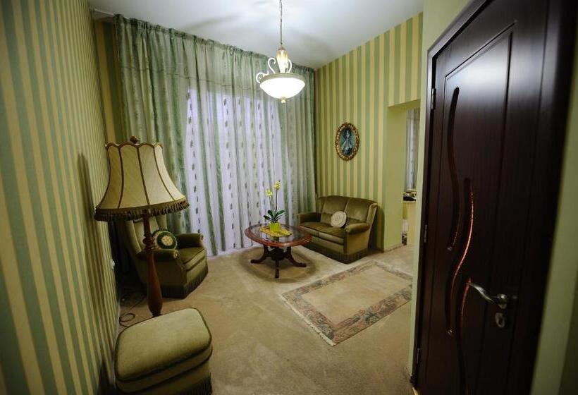 スイート, Royal Craiova