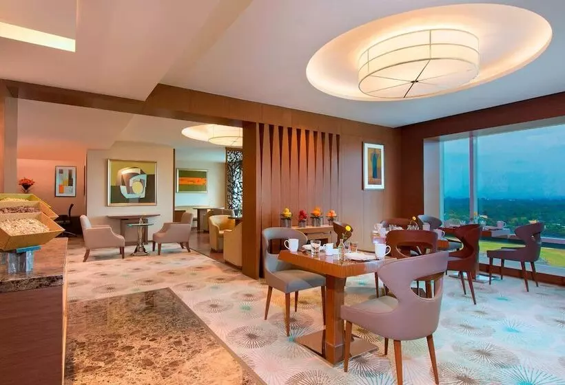 プレジデントスイートルーム, The Westin Chennai Velachery
