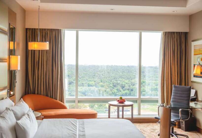Номер Стандарт Двуспальная Кровать, The Westin Chennai Velachery