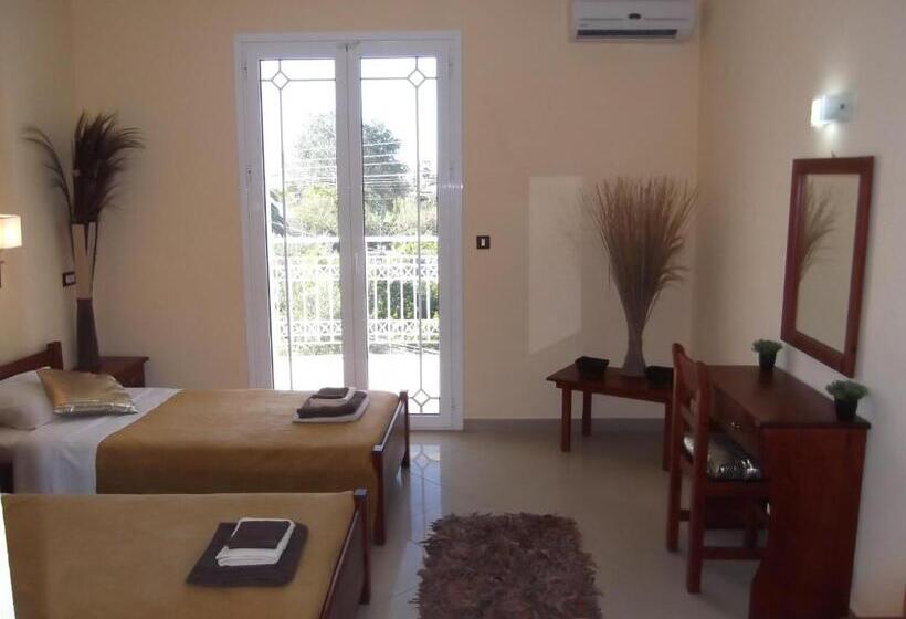 اتاق استاندارد چهار تخته, Mariana