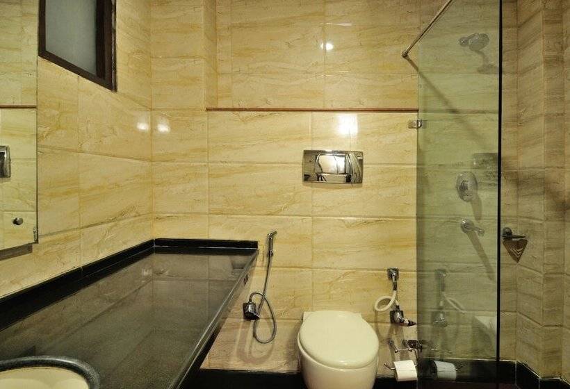 Quarto Familiar, Shanti Villa