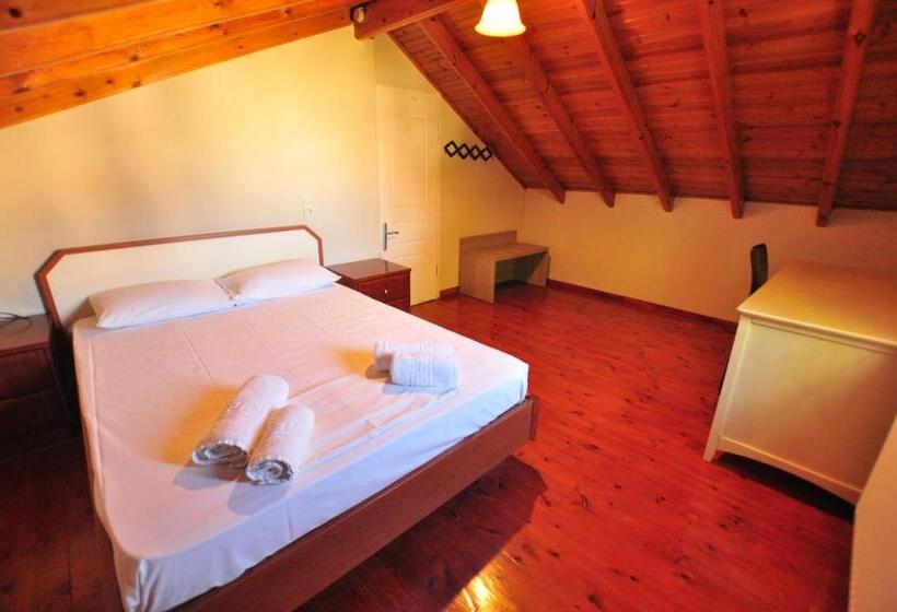 ツーベッドルーム　ヴィラ, Tassos Apartments