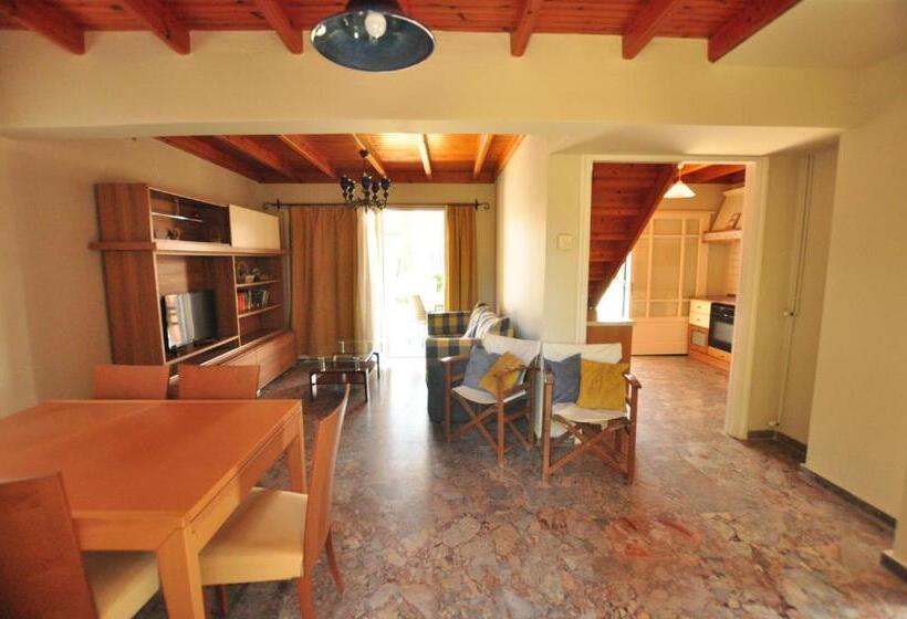 ツーベッドルーム　ヴィラ, Tassos Apartments