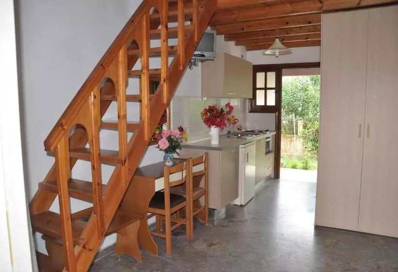 ドゥプレックスルーム, Tassos Apartments