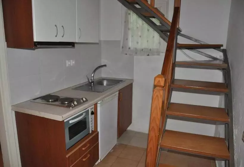 ドゥプレックスルーム, Tassos Apartments