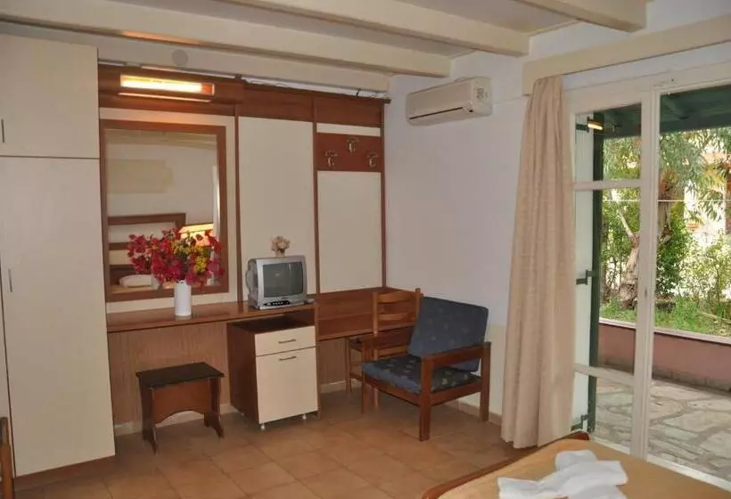１ベッドルームアパートメント, Tassos Apartments