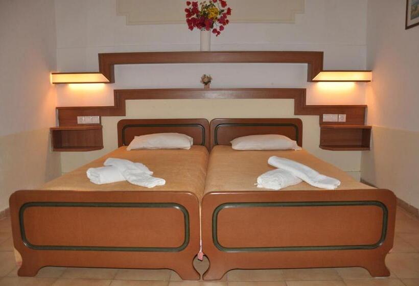 １ベッドルームアパートメント, Tassos Apartments