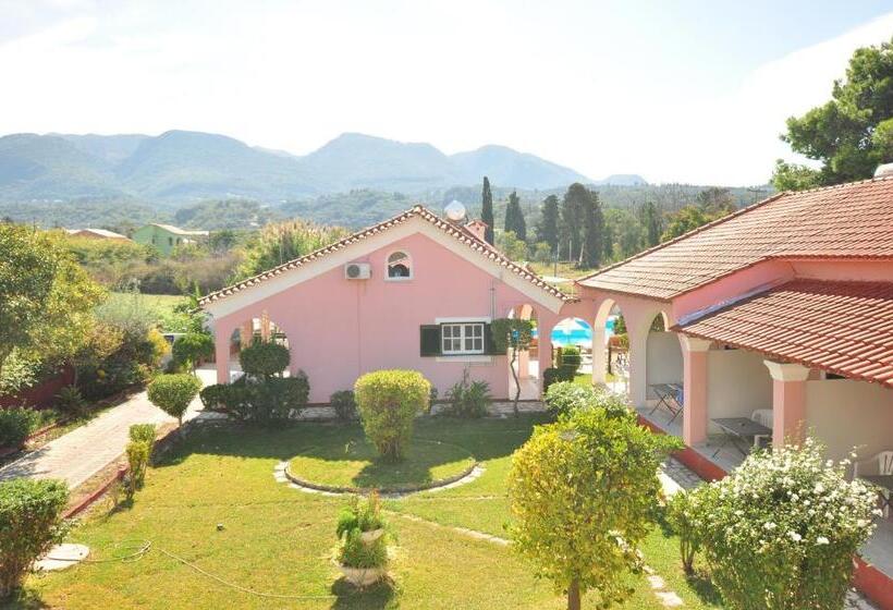 ツーベッドルーム　ヴィラ, Tassos Apartments