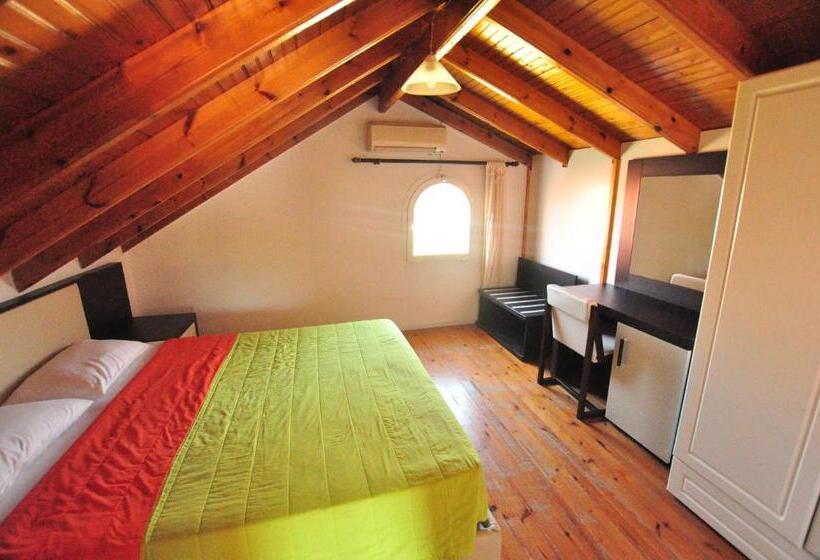 ツーベッドルーム　ヴィラ, Tassos Apartments