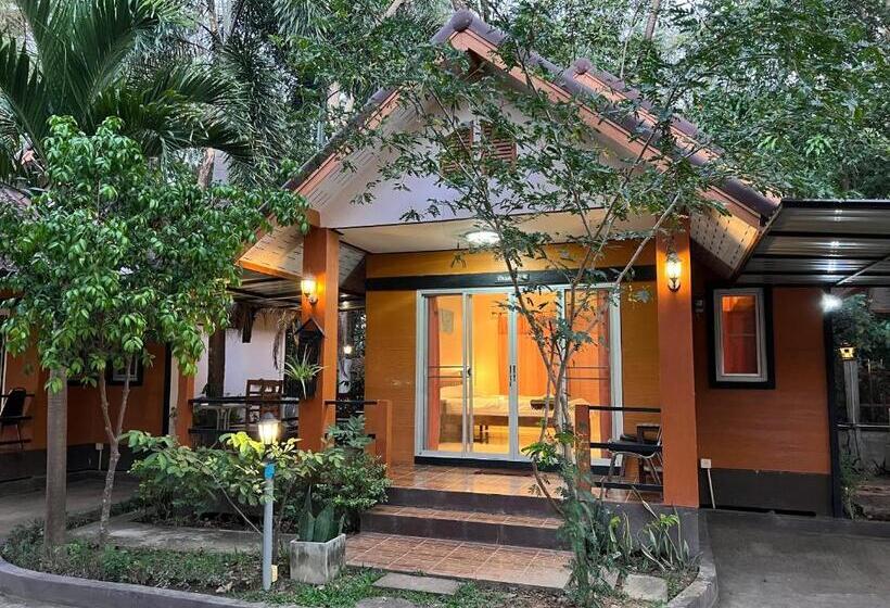 غرفة قياسية مزوَّدة بتراس, Bansuan Sangtawan Resort