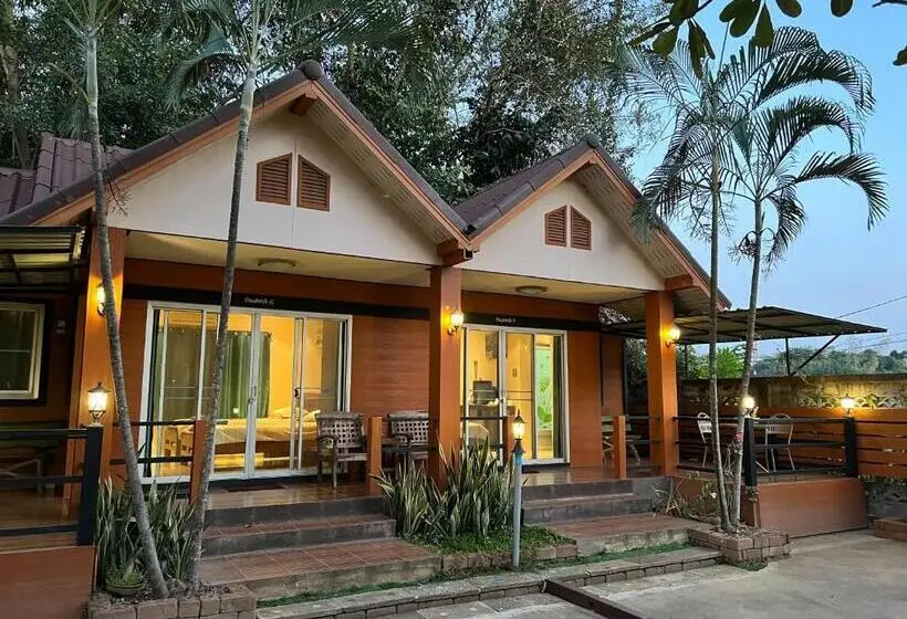 バルコニー付スタンダード４ベッドルーム, Bansuan Sangtawan Resort