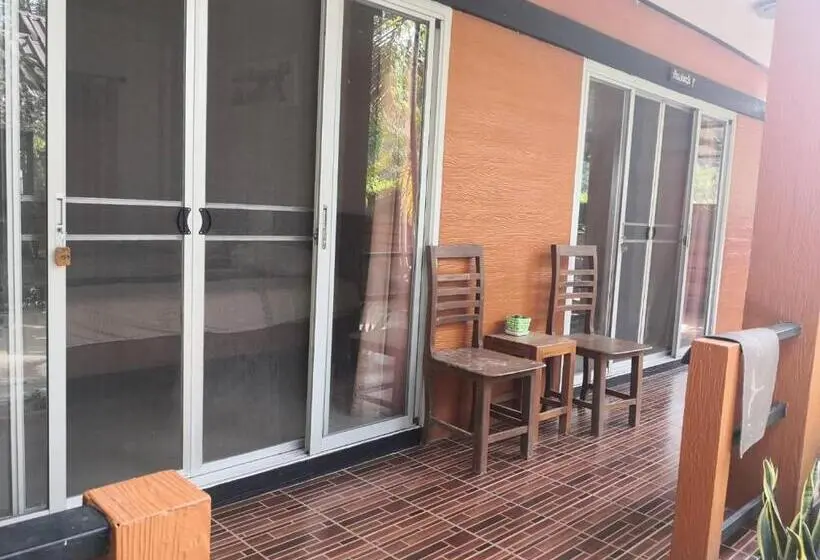 バルコニー付スタンダード４ベッドルーム, Bansuan Sangtawan Resort