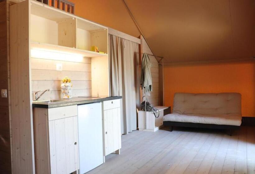 Standard Tent, Agriturismo Vultaggio