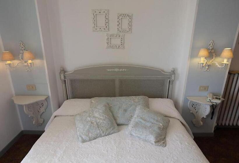 スタンダードルーム, Bergamo Mare Mhotelsgroup