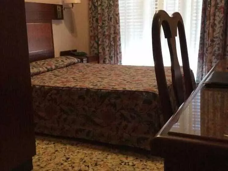スタンダードシングルルーム, Bergamo Mare Mhotelsgroup