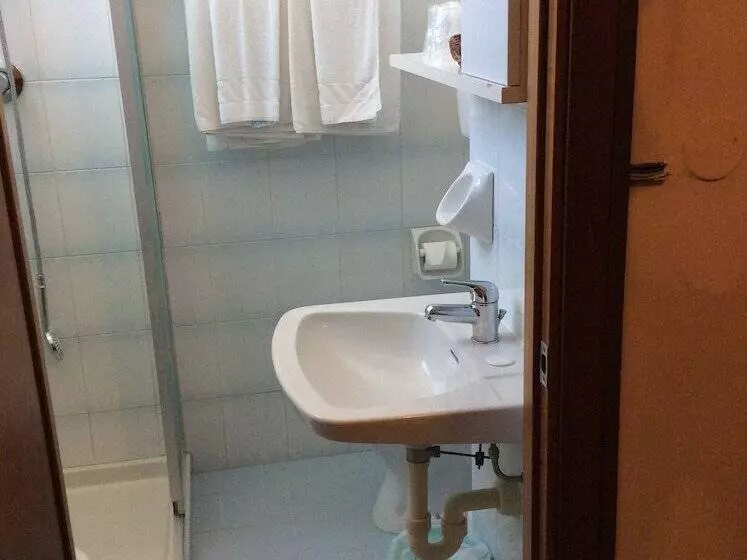 スタンダードシングルルーム, Bergamo Mare Mhotelsgroup