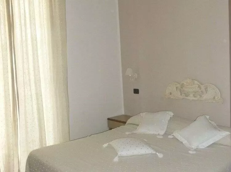 スタンダードルーム, Bergamo Mare Mhotelsgroup