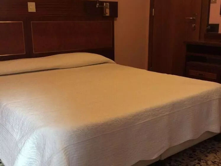 スタンダードルーム, Bergamo Mare Mhotelsgroup