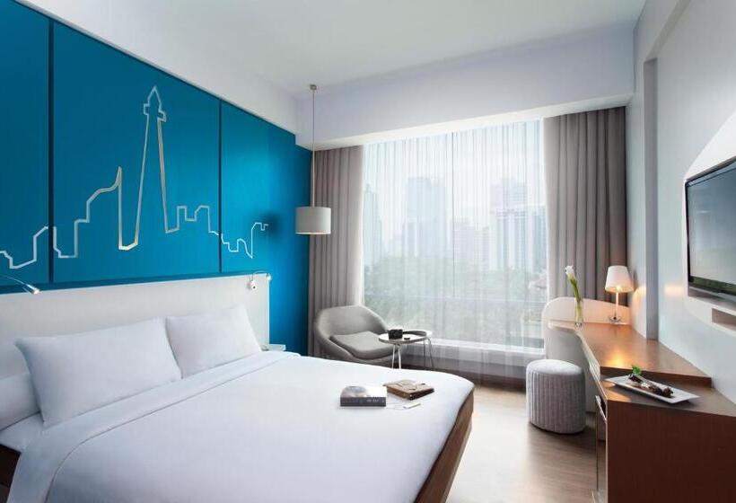 Номер Deluxe, All Seasons Jakarta Thamrin