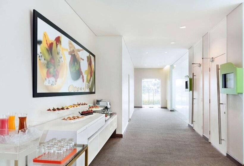 Junior Suite, All Seasons Jakarta Thamrin