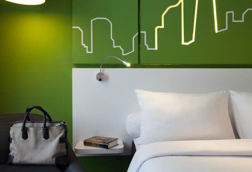 Junior Suite, All Seasons Jakarta Thamrin