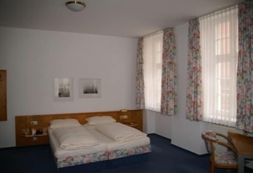 スタンダードルーム, Am Rathaus