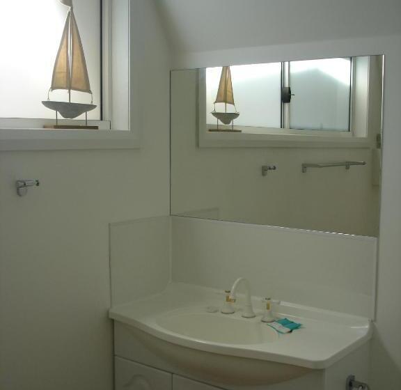 بنجلو قياسى, Bicheno By The Bay